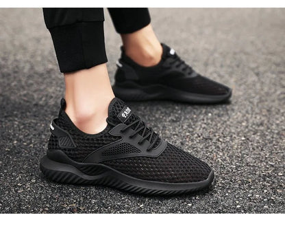 Breathable Mesh Running Shoes Men's Low Cut Slip-On Sports Sneakers Flat Heel Lightweight Comfortable Unisex Trainers