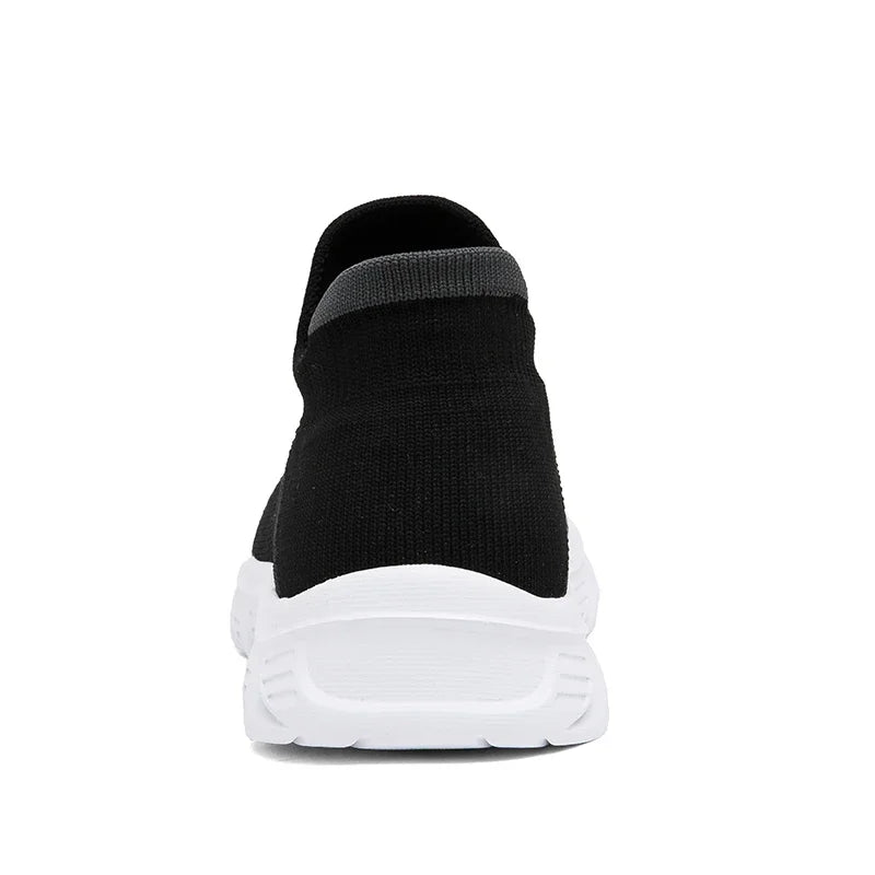 Breathable Men Casual Shoes Lightweight Male Vulcanized Shoes Outdoor Platform Men's Loafers Soft Mesh Flats Non-slip Sneakers