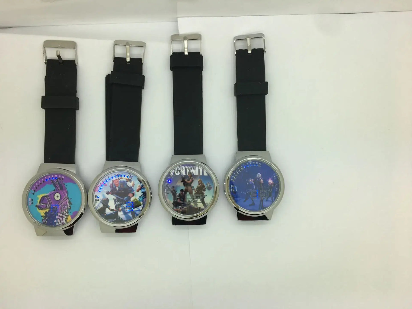 Orologio Fortnite Cute Fashion Cartoon personalizzato Kawaii Touch con luce notturna LED, orologio elettronico per studenti, regalo per amici