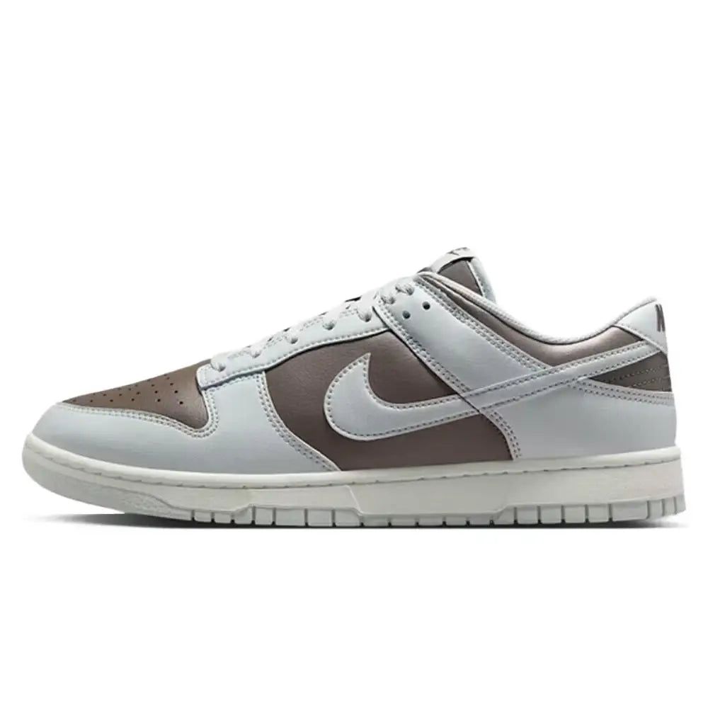 Nike Dunk Low Pink and White Colorway Low-Top Retro Casual Sneakers Durable Skate Shoes for Women DD1873-112