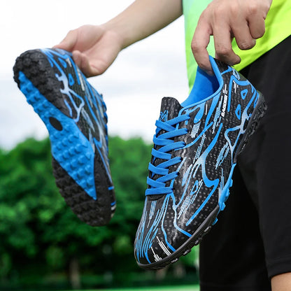 New Men Soccer Shoes Sport Training Football Boots Soft Ultralight Breathable Professional Sneakers Unisex Grass Cleats Match