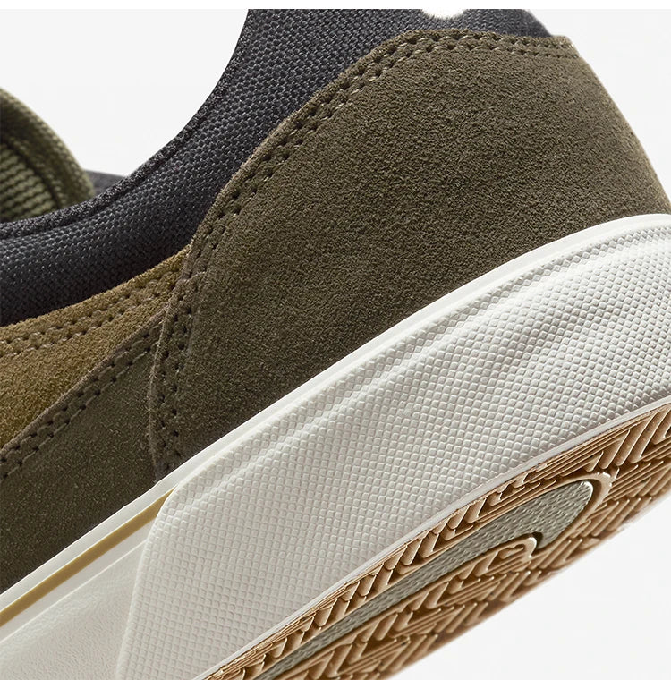 Baskets de sport Nike Authentic SB Malor pour homme, basses, à lacets, résistantes à l'usure FV6064-100