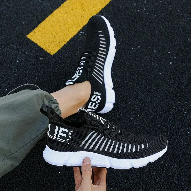 Summer Men Sneakers Lightweight Breathable Mesh Outdoor Casual Shoes Fashionable Tennis Training Shoes Men's Shoes Free Shipping