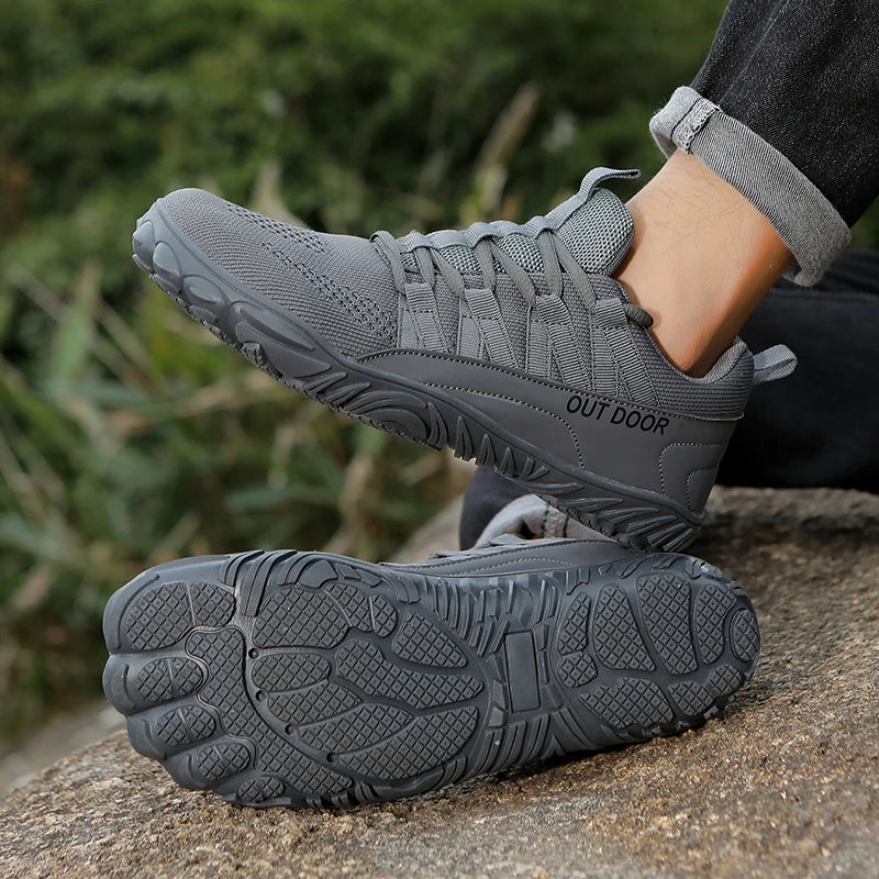 Scarpe da uomo semplici e leggere da trekking sportivo 2025, barefoot a punta larga, multifunzionali casual in mesh traspirante per camminare
