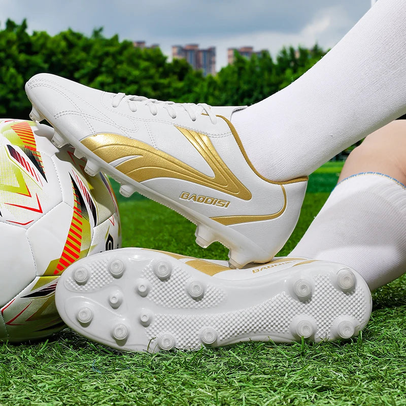Novas sapatilhas de futebol profissional para homem, sapatilhas de futebol para adulto, futsal indoor, ultraleves, antiderrapantes, desportivas, resistentes ao desgaste, botas de futebol
