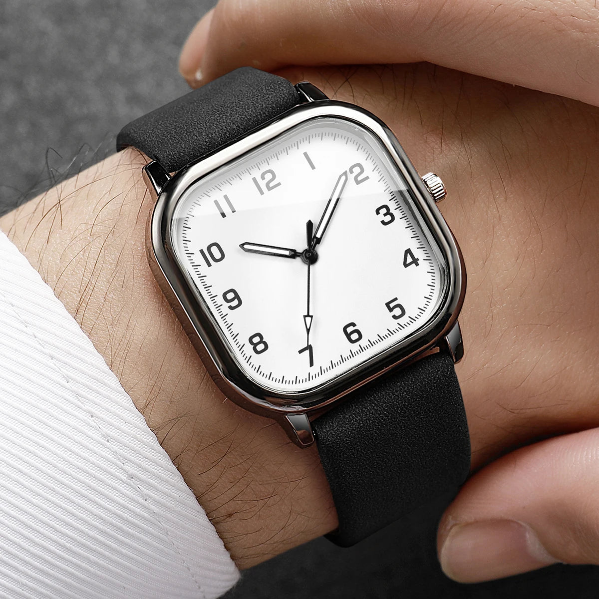 Fashion Square Arabic Men Business Watches Simple Leather Band Quartz Wristwatches Reloj Hombre（Without Box）