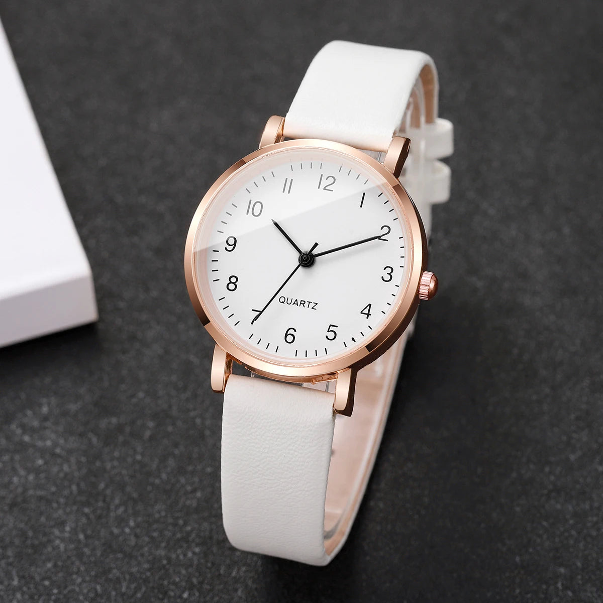 Fashion Small Dial Women Watches Simple Leather Strap Ladies Quartz Wristwatch Reloj Mujer Girls Clock Gift（Without Box）