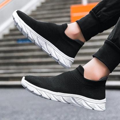 Breathable Men Casual Shoes Lightweight Male Vulcanized Shoes Outdoor Platform Men's Loafers Soft Mesh Flats Non-slip Sneakers
