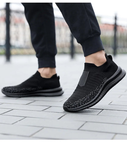 Buty męskie Oddychające męskie trampki Wygodne buty do biegania Tenisowe buty outdoorowe Buty wsuwane do chodzenia Buty do joggingu typu skarpeta