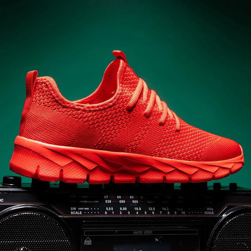 Men Sneakers Breathable light Running Shoes Four Seasons plus size Classic Casual Sports Shoes Platform Sneaker walking shoes