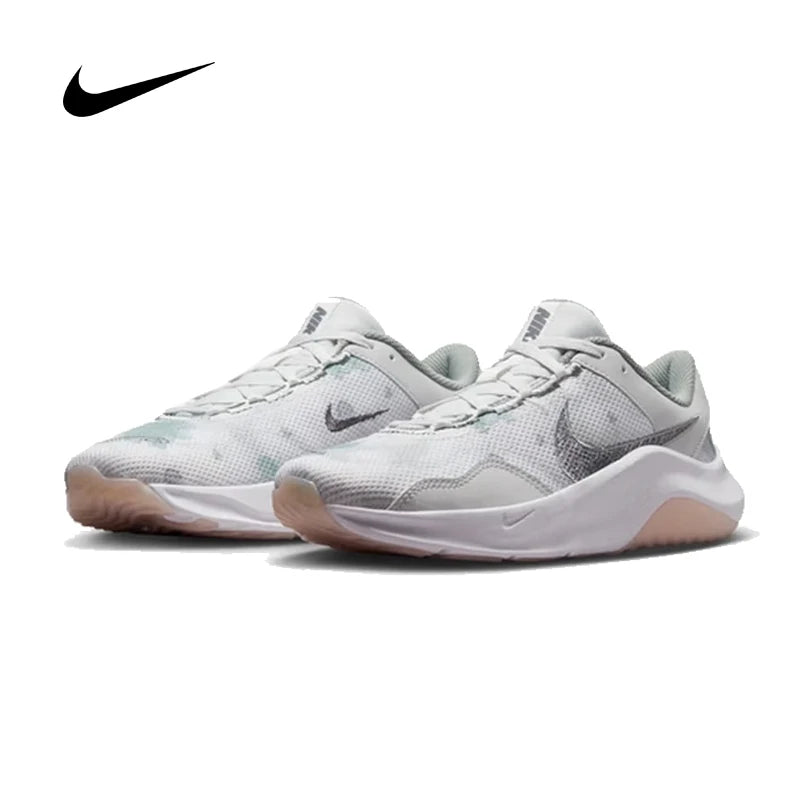 Nike Legend Essential 3 Sapatilhas de Treino e Corrida Casuais, Confortáveis e Versáteis para Mulher DV9008-001