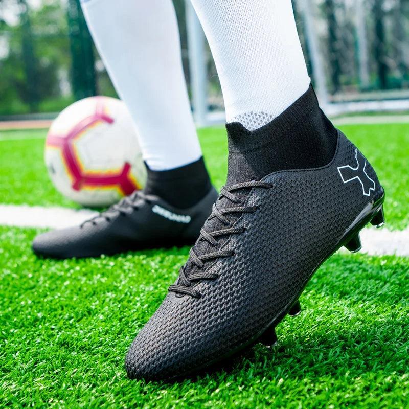 Men Quality Soccer Shoes Durable Boys Football Boots Lightweight Children Football Shoes Futsal Training Sneakers Soccer Cleats