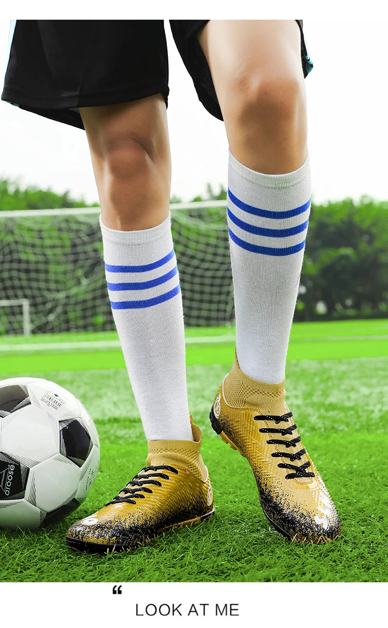Men Soccer Shoes Kids Football Boots Women Professional Soccer Cleats Antiskid Chaussure Football TF/FG Outdoor Football Shoes