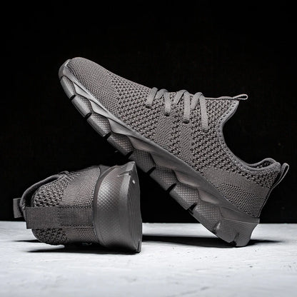 Men's shoes Four Seasons new plus size Flying weaving Lightweight Breathable Casual Sports Shoes Soft Sole Outdoor Running Shoes