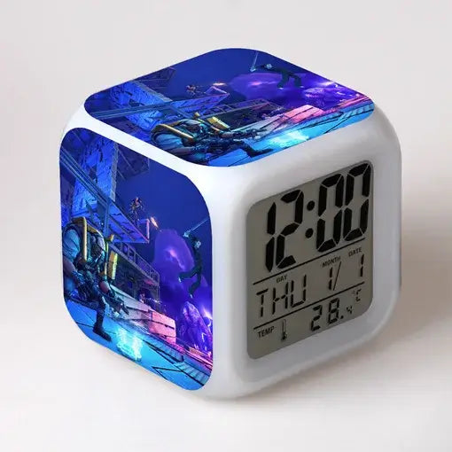 Despertador Fortnite Cute Fashion Cartoon Personalizado Criativo Kawaii Minimalista LED, Presente de Aniversário para Amigos