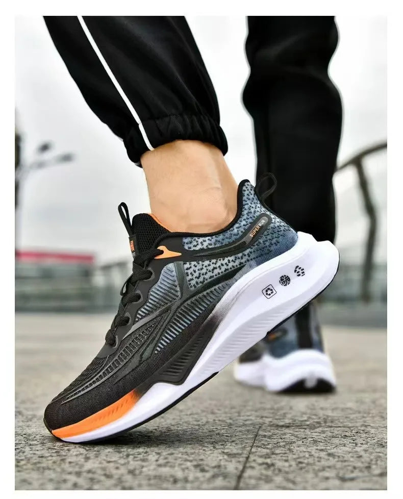 New casual sports shoes for men, trendy breathable mesh shoes, versatile and lightweight running shoes