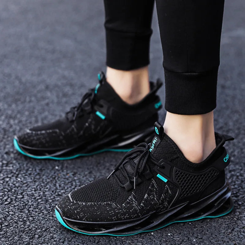 Men's Comfortable Running Shoes Breathable Sporty Casual Versatile Heightening Dad Shoes Autumn New Arrival Low Cut Sneakers