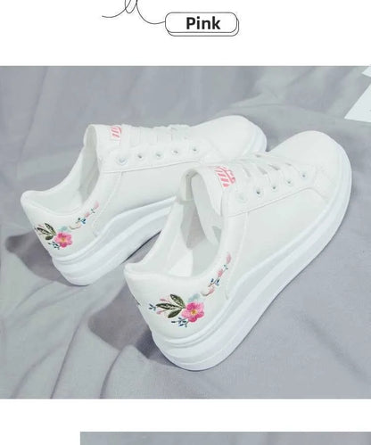 Scarpe da donna 2025 da running primavera/autunno, sneakers casual bianche traspiranti con fiori ricamati e lacci