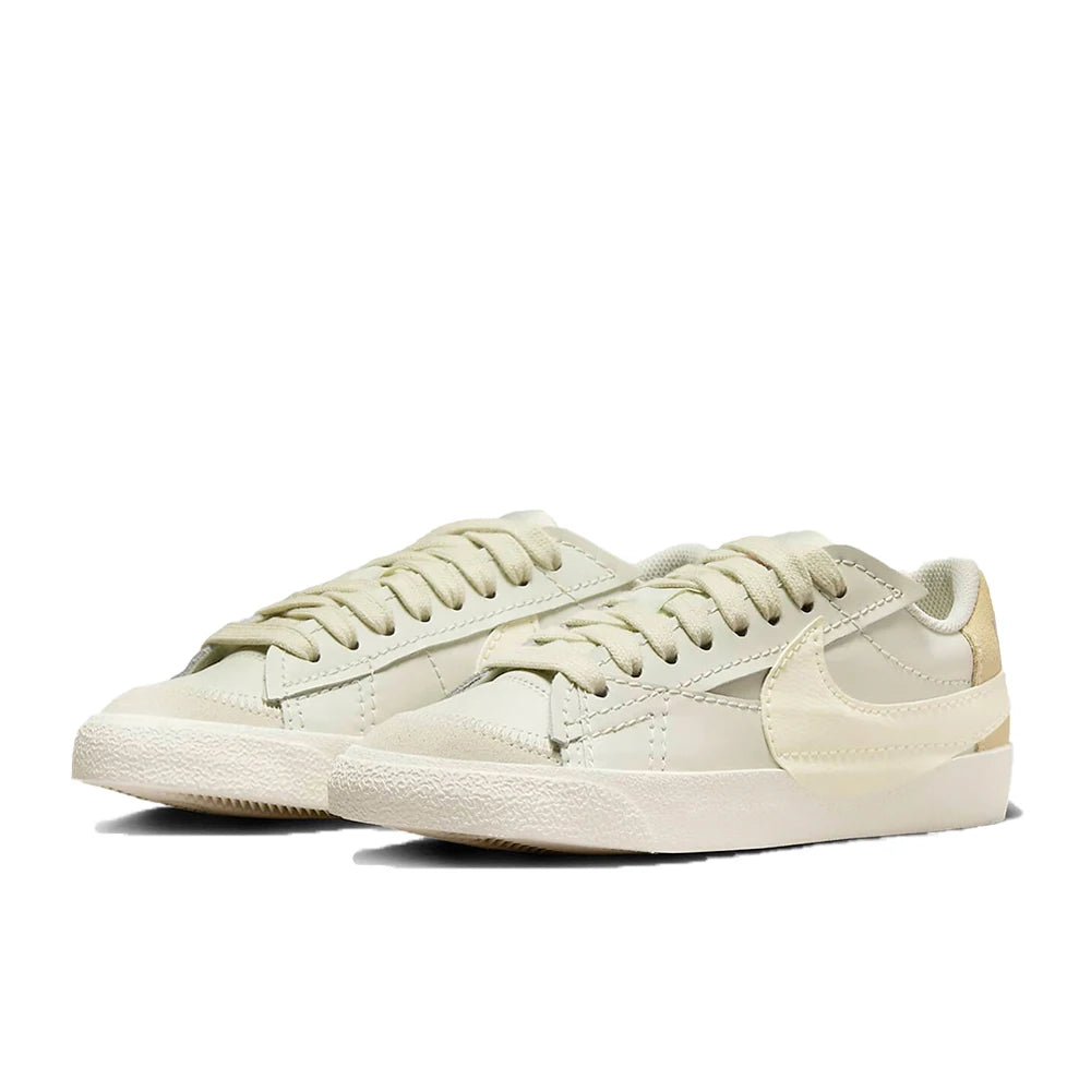 Nike Blazer Unisex Retro Casual Sneakers Classic Vintage Comfort Cushioning DQ1470-101