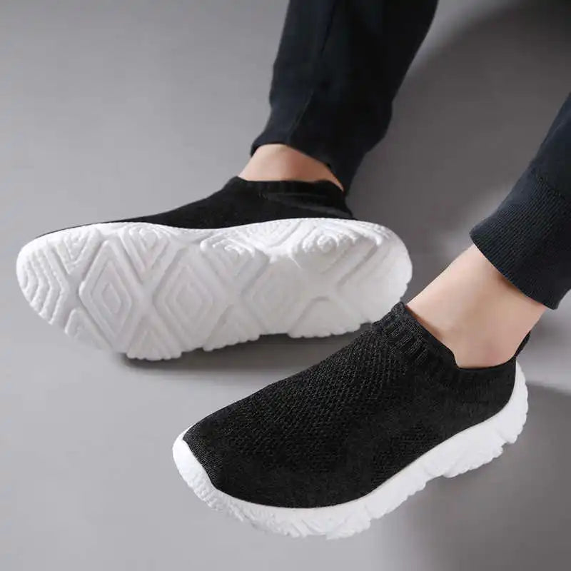 Camp Round Tip Black Boot Skateboarding Sneakers For Teens Run Shoes For Men Sports New Season Suppliers Imported