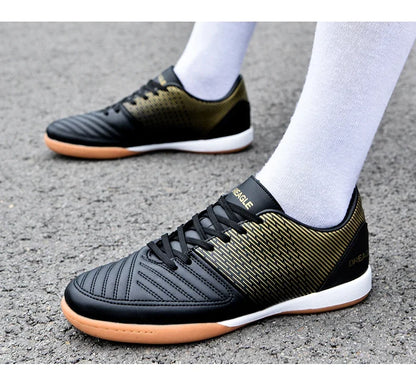 Soccer Shoes Men Anti Slip Indoor Football Boots Fashion Mens Futsal Shoe IC Traning Cleats Chuteira Futebol Male Sneakers