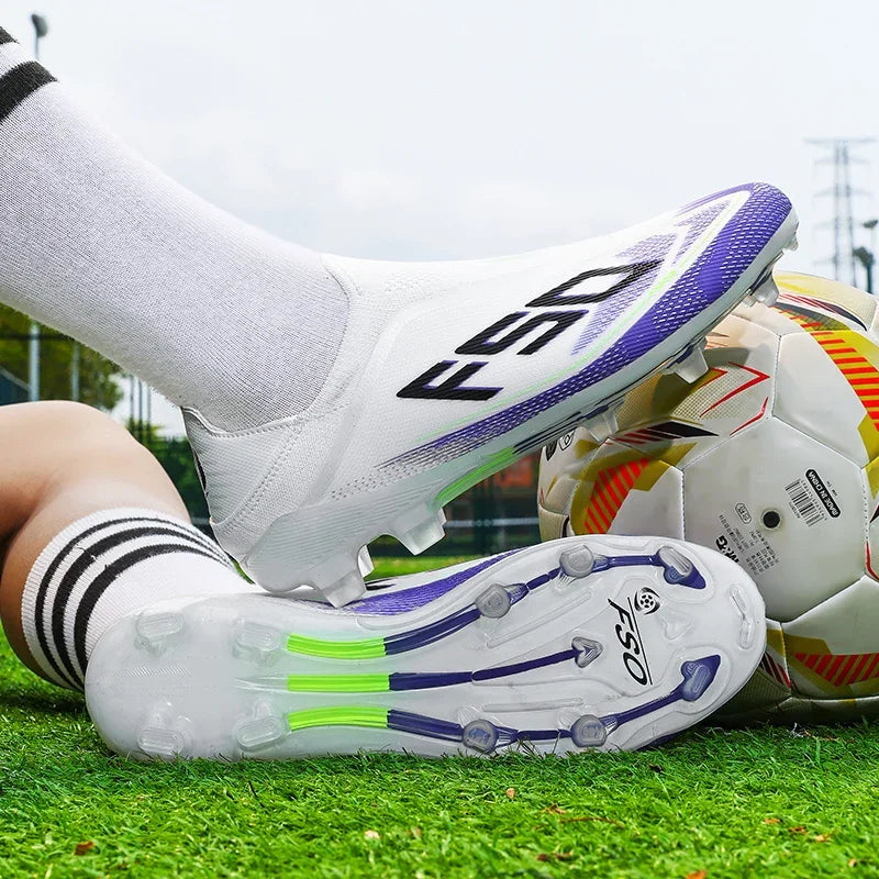 New High Quality Men Football Shoes Anti-Slip Soccer Cleats Breathable Training Sneakers Durable Wear Resistant Outdoor