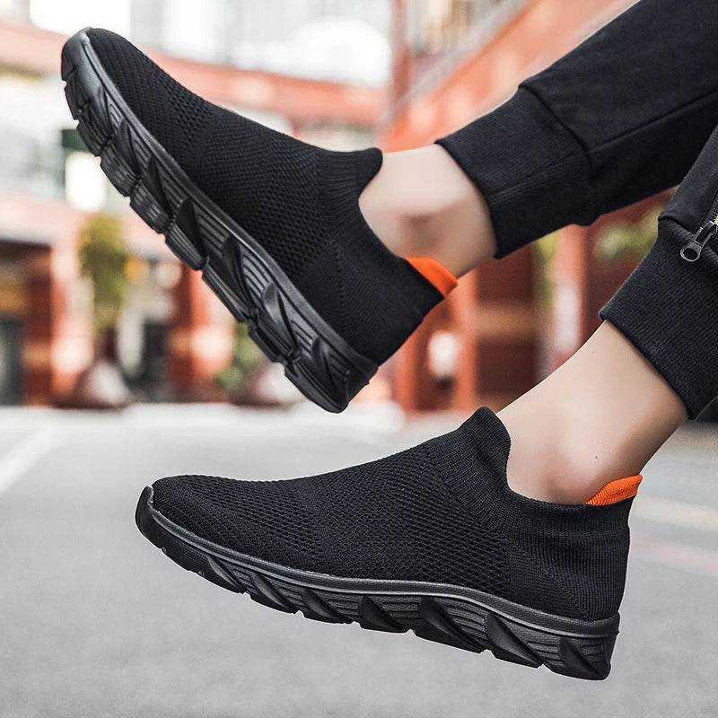 Breathable Men Casual Shoes Lightweight Male Vulcanized Shoes Outdoor Platform Men's Loafers Soft Mesh Flats Non-slip Sneakers