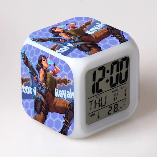 Despertador Fortnite Cute Fashion Cartoon Personalizado Criativo Kawaii Minimalista LED, Presente de Aniversário para Amigos