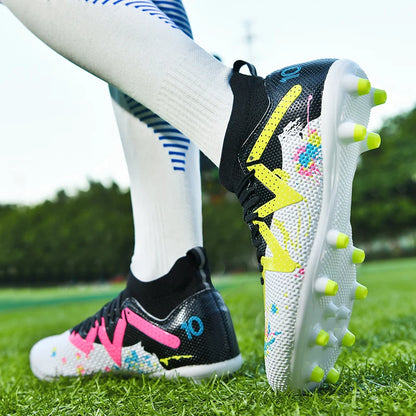 AG/FG Long Studs Soccer Shoes，PU Fabric Mixed Upper，TPU Sole Wear Resistant Anti Slip，Men Women Kids Youth Outdoor Sports