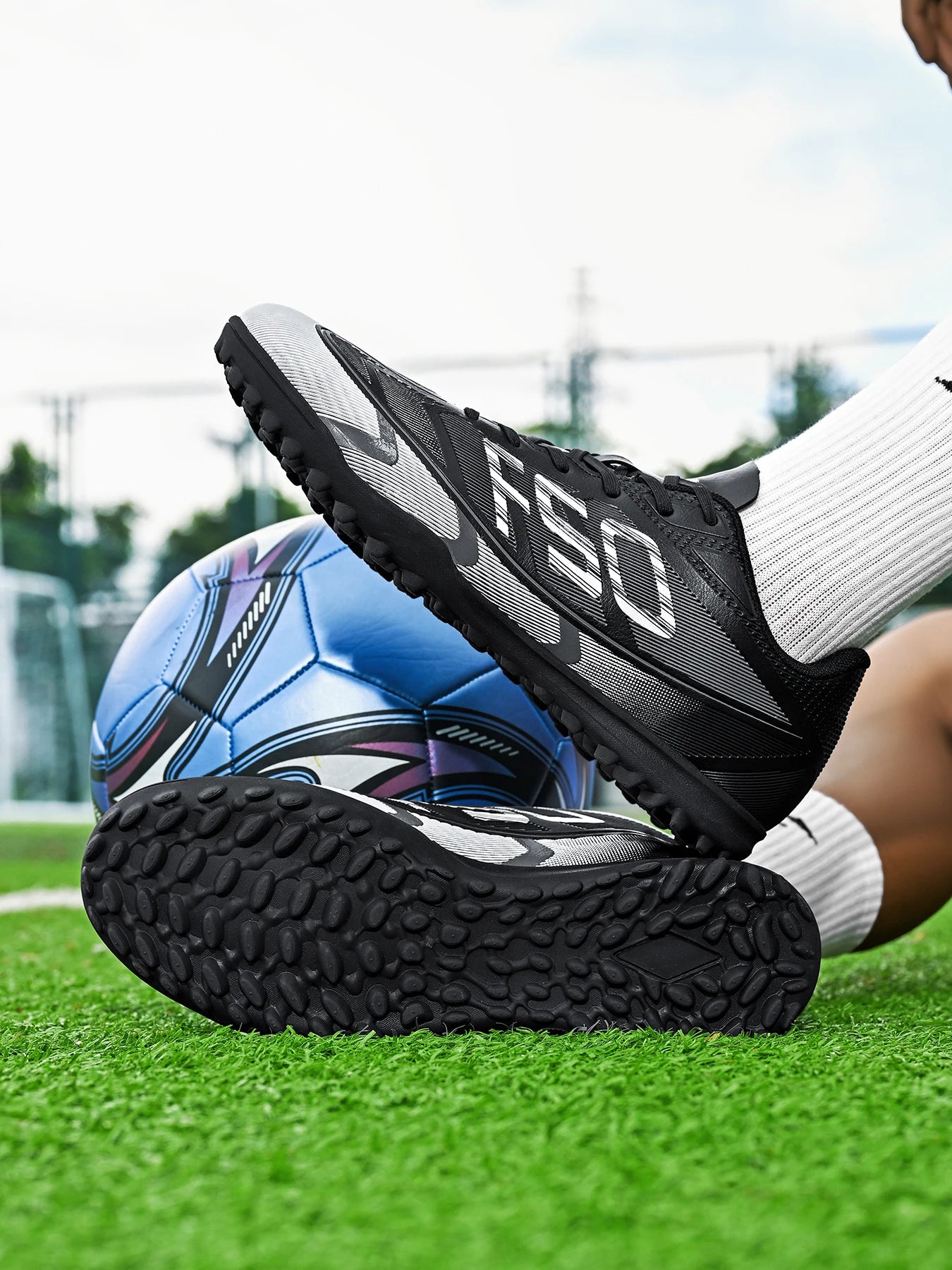 Breathable TF Soccer Shoes Men Women Kids PU+Fabric Non-Slip Wear-Resistant Rubber Sole Training Shoes