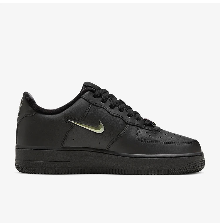 Оригинални дамски ежедневни маратонки Nike Air Force 1 Low FB8251-001