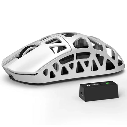 Rato Gaming ATTACK SHARK R3 em liga de magnésio 8K SUPERLIGHT 8000Hz, 6 níveis de DPI ajustáveis até 26000, PAW3395, BT/2.4G sem fios/com fios