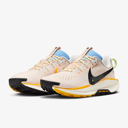 Nike hivatalos női Pegasus Trail 5 párnázott terepfutó cipő DV3865-007
