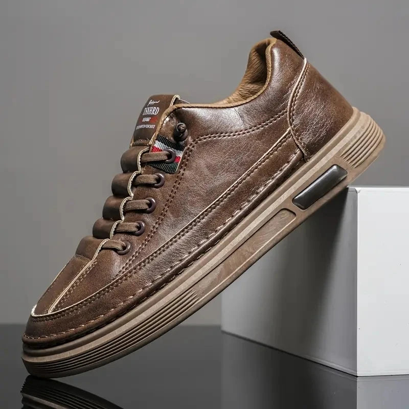 Sports and casual men's shoes, skateboard shoes, men's trendy and fashionable shoes, daily casual shoes