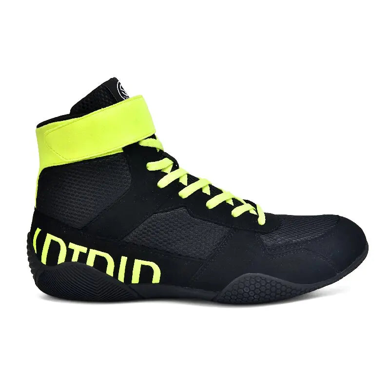 New Men's Large Wrestling Shoes Mesh Breathable Boxing Shoes Anti slip Wear Resistant Sneaker Fashionable Casual High Sport Shoe