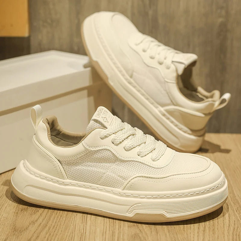 Sneakers da uomo ultraleggere in rete traspirante, scarpe casual alla moda con suola spessa, comode scarpe da ginnastica stringate per camminare tutti i giorni