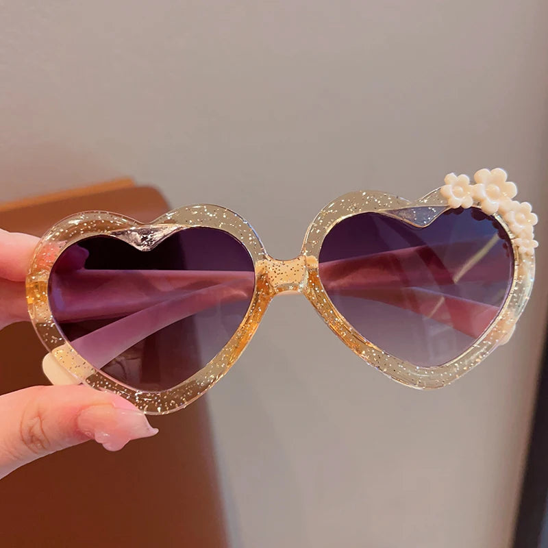 Baby Girls Cute Acrylic Heart Shape Flowers UV400 Sunglasses Children Outdoor Sun Protection Sunglasses Kids Sun Glasses