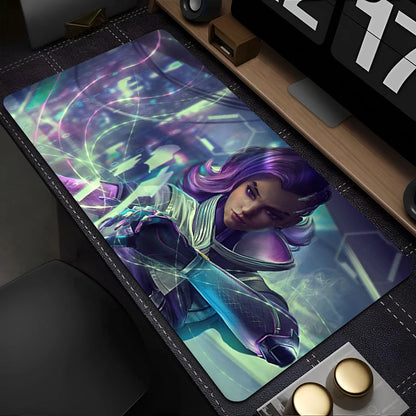 Tapete de Rato PC Overwatch Sombra Sexy Roxo Kawaii Menina Anime para Portátil e Teclado, Acessório Gaming para Secretária Gamer