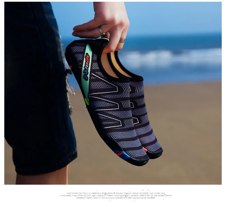 Aqua Shoes Quick Dry Beach Water Shoes Unisex Swim Aqua Slippers Barefoot Surfing Upstream Sneakers Light Summer Outdoor Socks