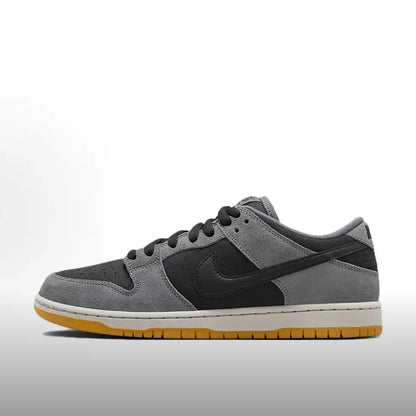 Nike Dunk SB  Trendy and minimalist, these everyday casual sneakers offer comfort and durability. HF5441-100