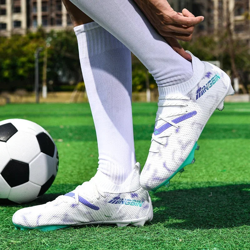 Men Turf Soccer Shoes Cleats Professional Football Boots Breathable Mesh Youth Soccer Anti Skid Male Sneakers Society Chuteira