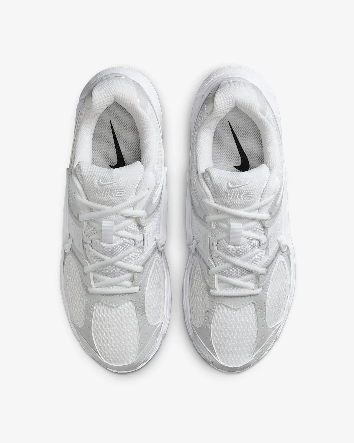Nike V5 RNR, a soft and comfortable mesh fabric running shoe with excellent grip durability and breathability HQ7901-102
