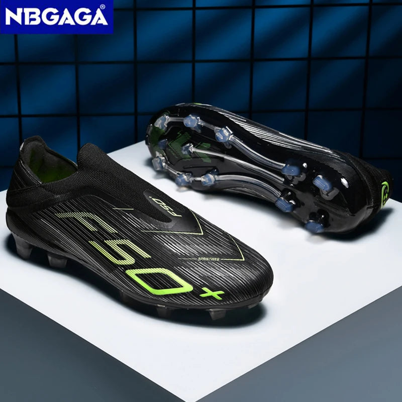 New Men Soccer Shoes Outdoor Anti-Slippery Youth Sports Shoes Ultralight Turf Comfortable Football Boots