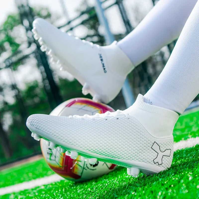 Men Quality Soccer Shoes Durable Boys Football Boots Lightweight Children Football Shoes Futsal Training Sneakers Soccer Cleats