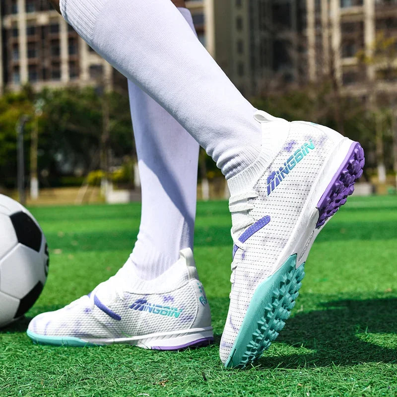Men Turf Soccer Shoes Cleats Professional Football Boots Breathable Mesh Youth Soccer Anti Skid Male Sneakers Society Chuteira
