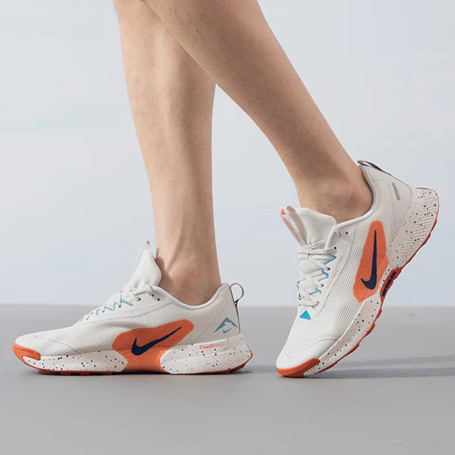 Nike genuine new men's lightweight and breathable outdoor running shoes FQ0904-002