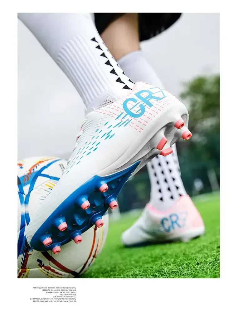 Low-Cut Football Cleats with Long TF Studs, Wear-Resistant and Flexible, Suitable for Outdoor Field Sports