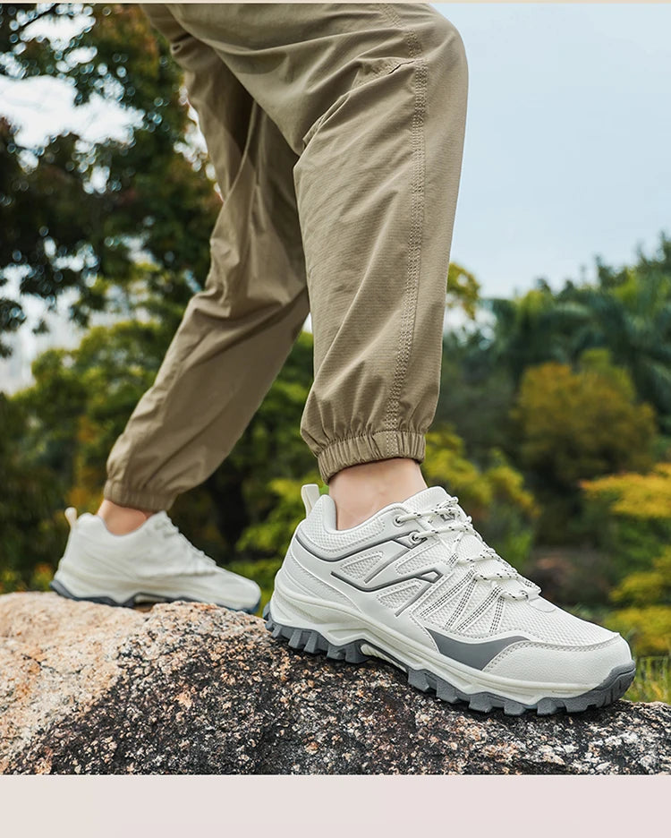 New Large Outdoor Mountaineering Shoes Men Spring and Autumn Mesh Breathable Sneaker Outdoor Travel Hiking Non slip Shoes