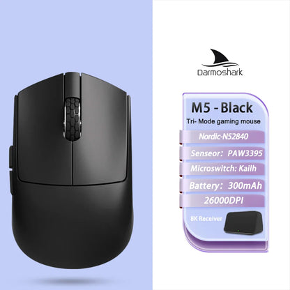 Rato Gaming Sem Fios Darmoshark M5Air em Fibra de Carbono Forjada 8K, PAW3950, 30K DPI, para Mãos Pequenas, Pegada Fingertip, Macros de Jogo, Leve