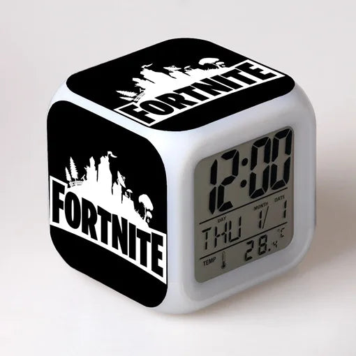 Despertador Fortnite Cute Fashion Cartoon Personalizado Criativo Kawaii Minimalista LED, Presente de Aniversário para Amigos